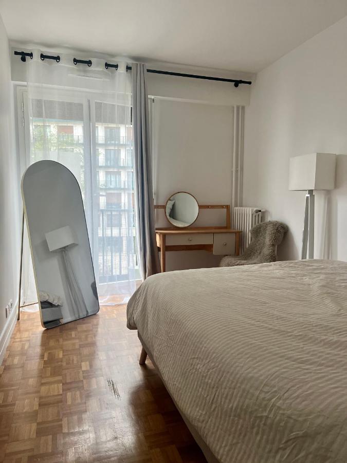 Modern Apartment Near The Eiffel Tower, 45M 巴黎 外观 照片